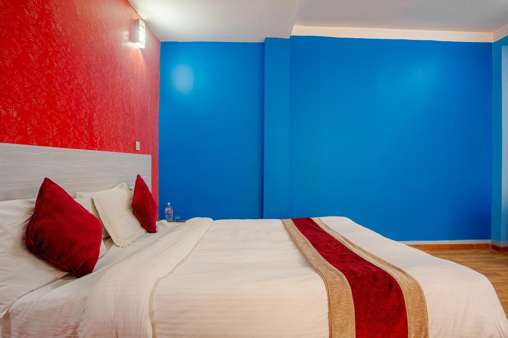 Oyo 808 Hotel Om Ganapati Pvt Ltd Κατμαντού Εξωτερικό φωτογραφία